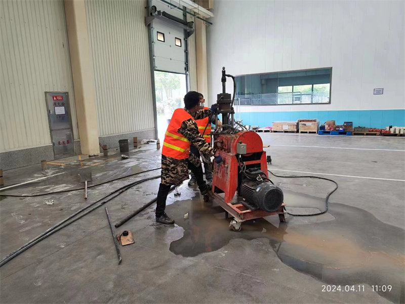 邵东厂房地面下沉塌陷注浆加固施工